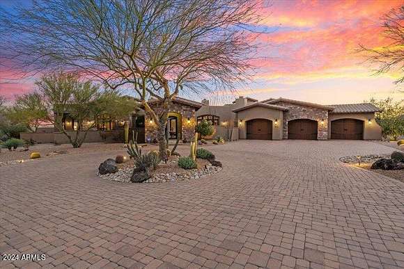 2.1 Acres of Residential Land with Home for Sale in Scottsdale, Arizona