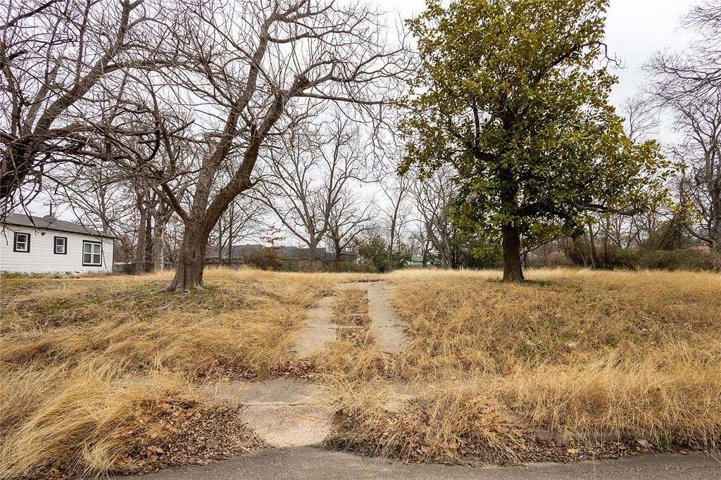 0.41 Acres of Residential Land for Sale in Commerce, Texas