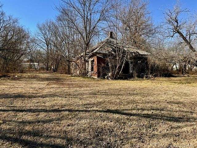 0.15 Acres of Residential Land for Sale in Nowata, Oklahoma