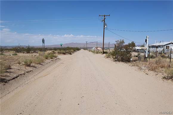 1.25 Acres of Commercial Land for Sale in Dolan Springs, Arizona