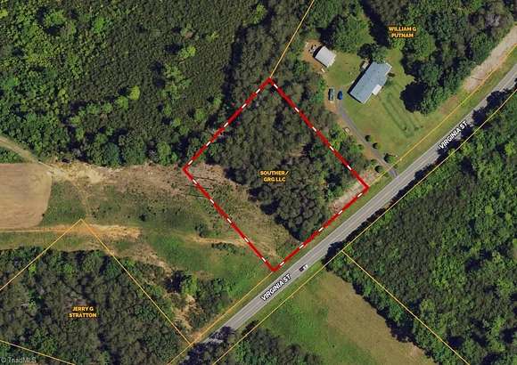 1 Acre of Residential Land for Auction in Eden, North Carolina
