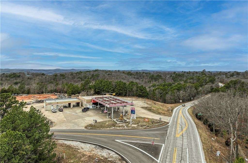 4 Acres of Improved Commercial Land for Sale in Eureka Springs, Arkansas