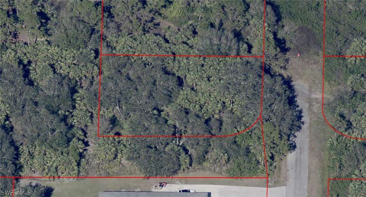 0.306 Acres of Residential Land for Sale in Lehigh Acres, Florida