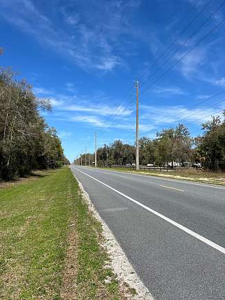 8 Acres of Land for Sale in Old Town, Florida