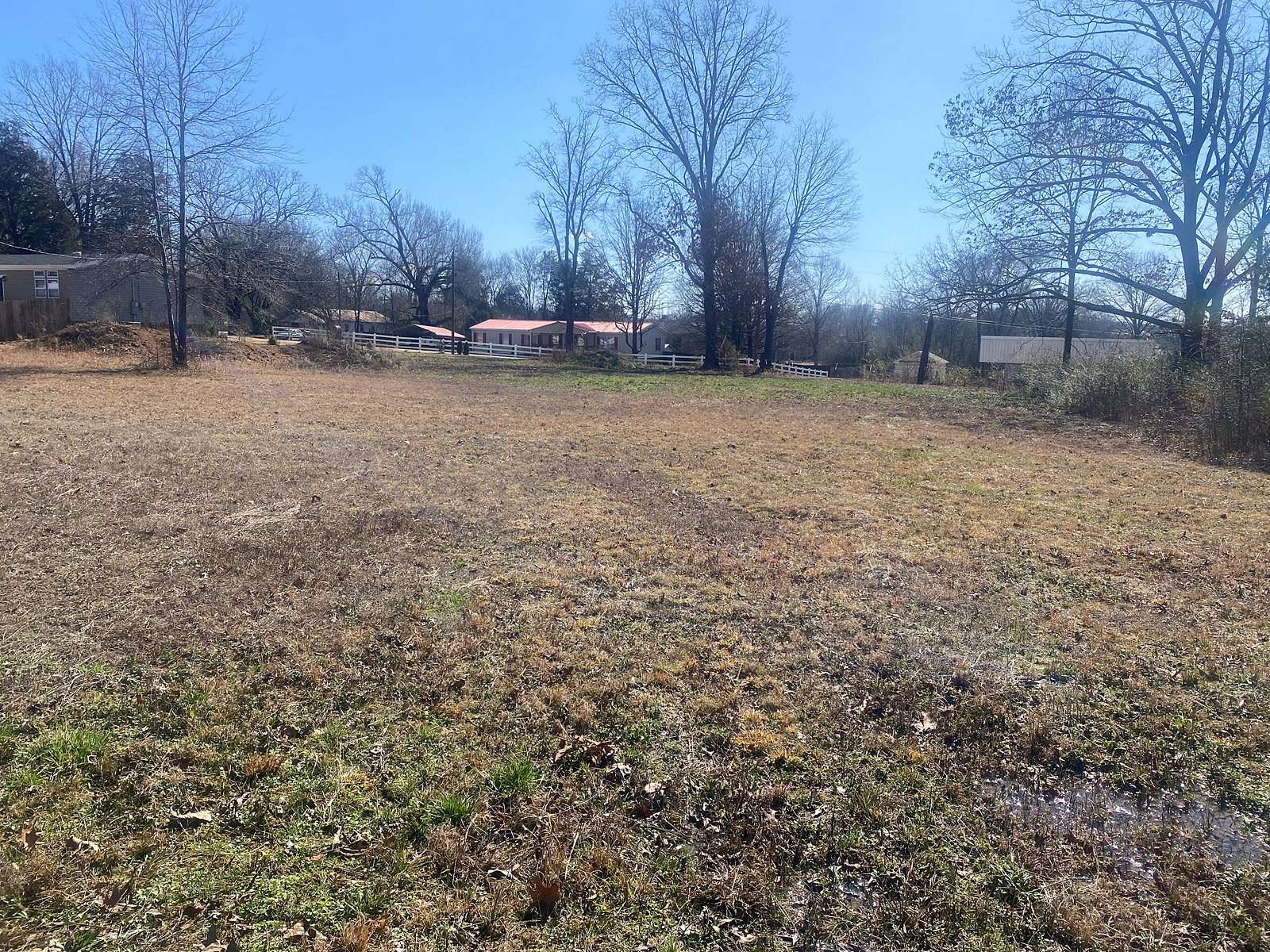 0.4 Acres of Mixed-Use Land for Sale in Savannah, Tennessee
