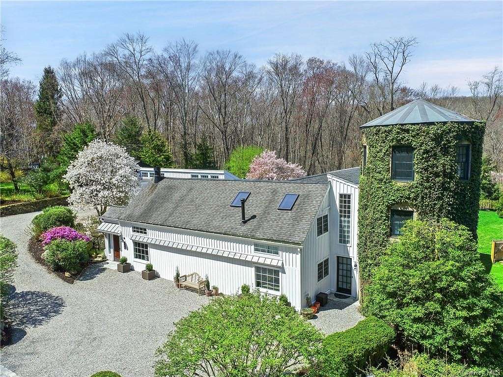 3.4 Acres of Residential Land with Home for Sale in Pound Ridge, New York