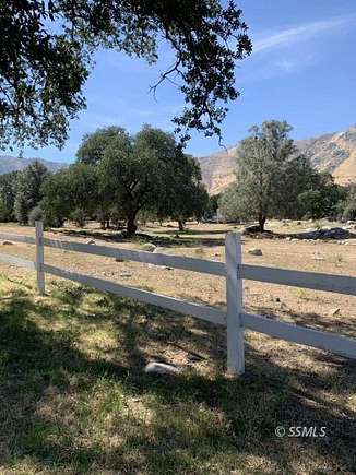 1.2 Acres of Residential Land for Sale in Lake Isabella, California