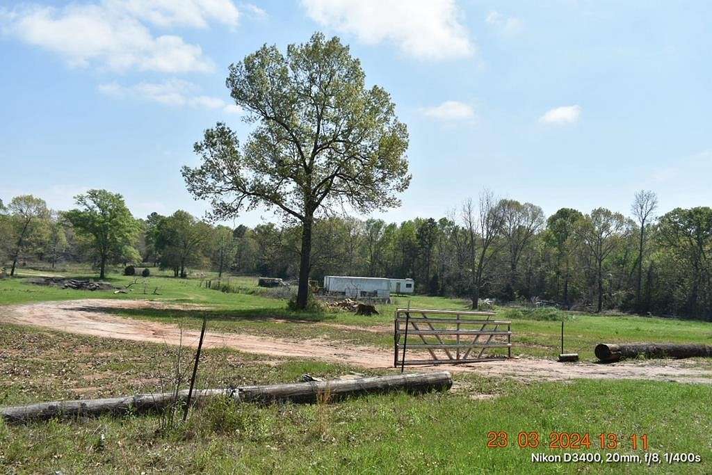10 Acres of Residential Land for Sale in Ben Wheeler, Texas