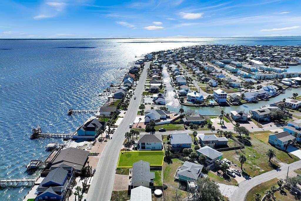 0.13 Acres of Residential Land for Sale in Rockport, Texas