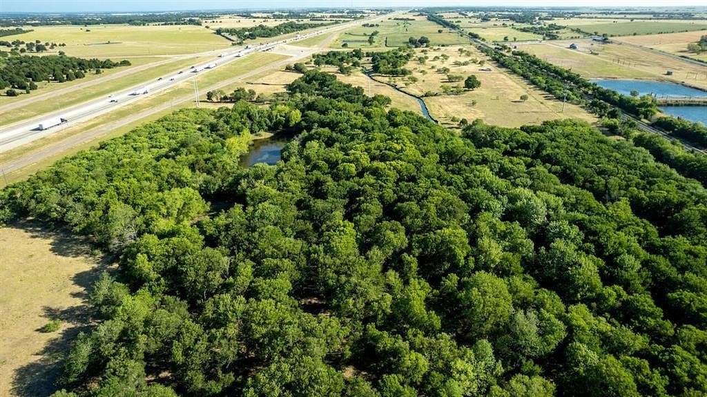 30.76 Acres of Land for Sale in West, Texas