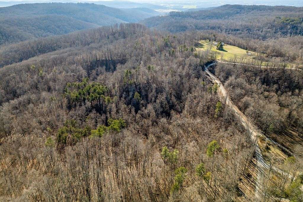 33.5 Acres of Recreational Land for Sale in Sparta, Tennessee