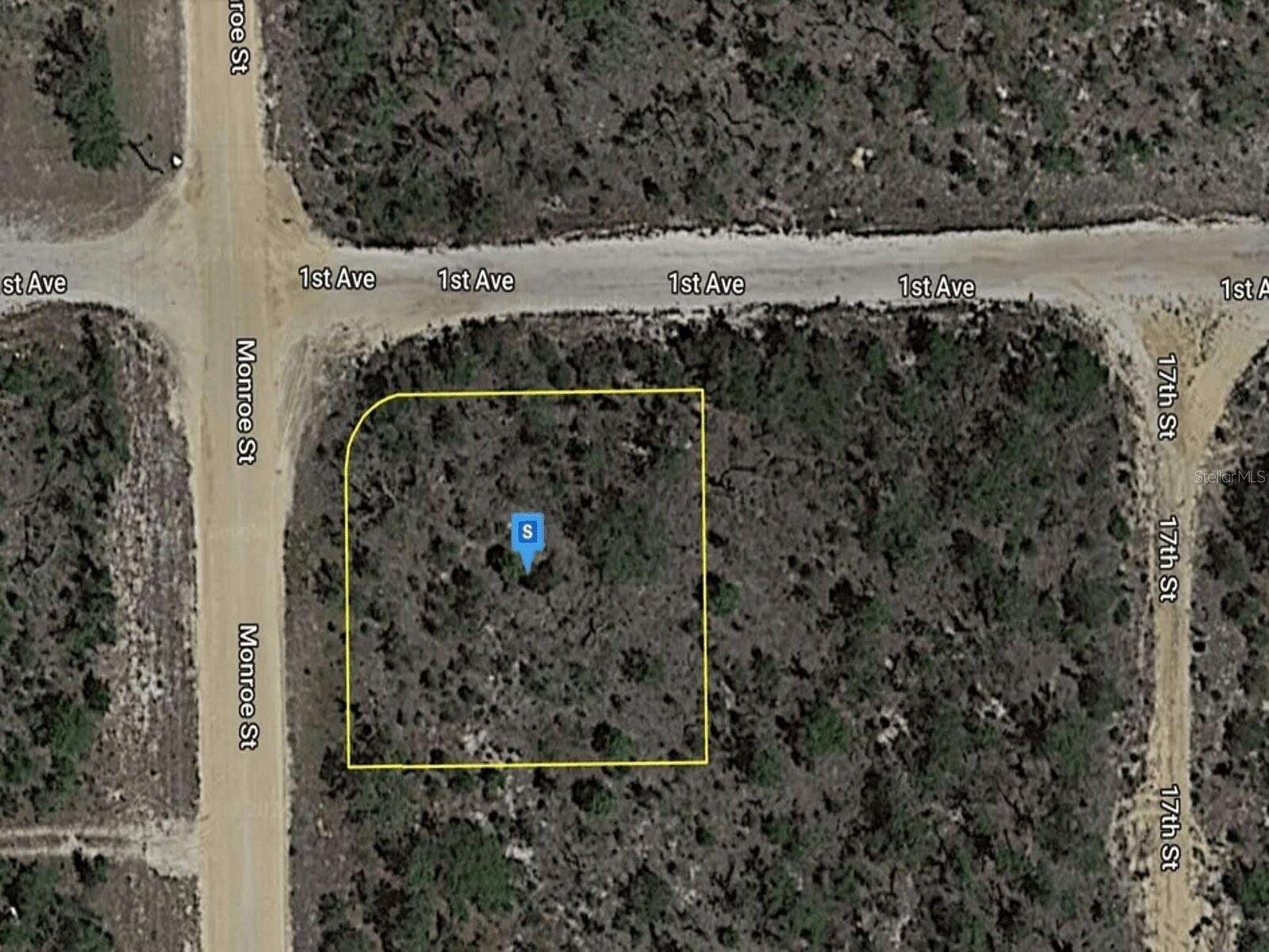 0.26 Acres of Residential Land for Sale in Interlachen, Florida