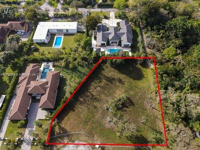 0.86 Acres of Residential Land for Sale in Miami, Florida