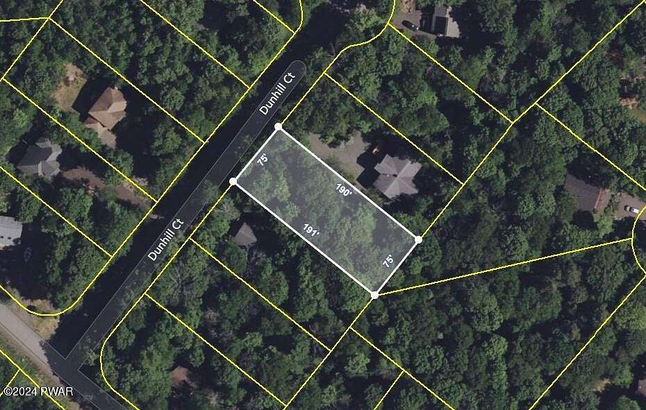 0.34 Acres of Residential Land for Sale in Lake Ariel, Pennsylvania