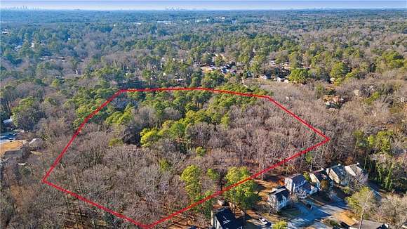 18.5 Acres of Recreational Land with Home for Sale in Stone Mountain, Georgia