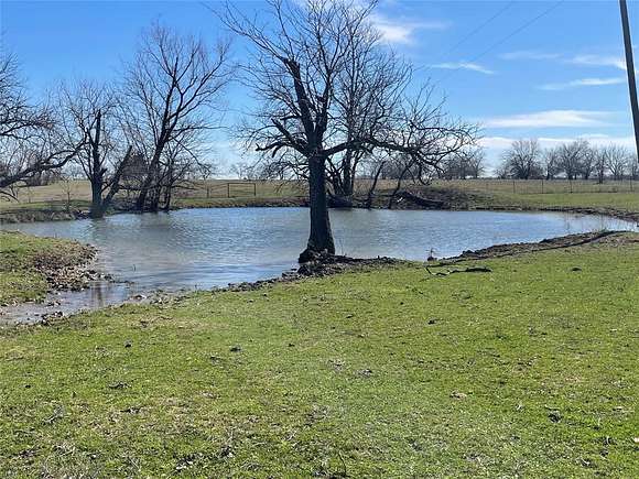 166 Acres of Improved Land for Sale in Commerce, Texas
