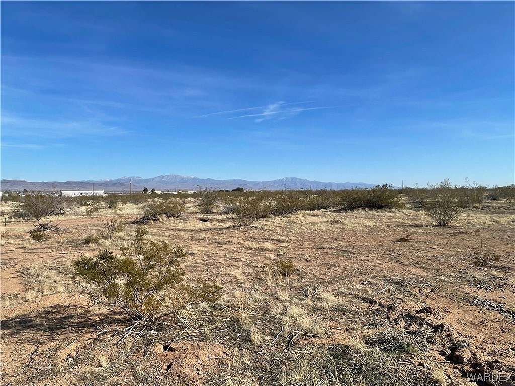 1.2 Acres of Residential Land for Sale in Golden Valley, Arizona