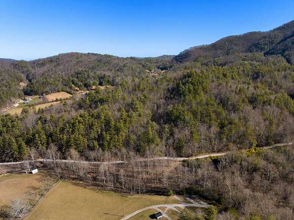 25.68 Acres of Recreational Land for Sale in Hartford, Tennessee