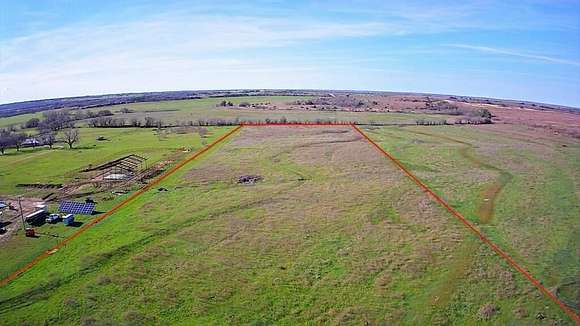 10.7 Acres of Land for Sale in Dublin, Texas