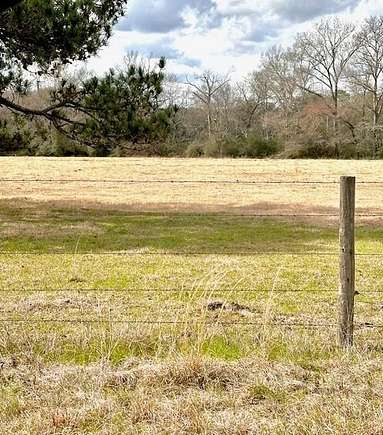 0.75 Acres of Residential Land for Sale in Lufkin, Texas