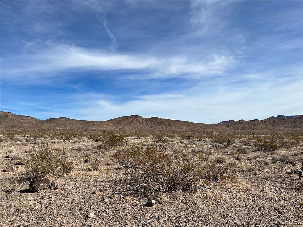 2 Acres of Residential Land for Sale in Dolan Springs, Arizona