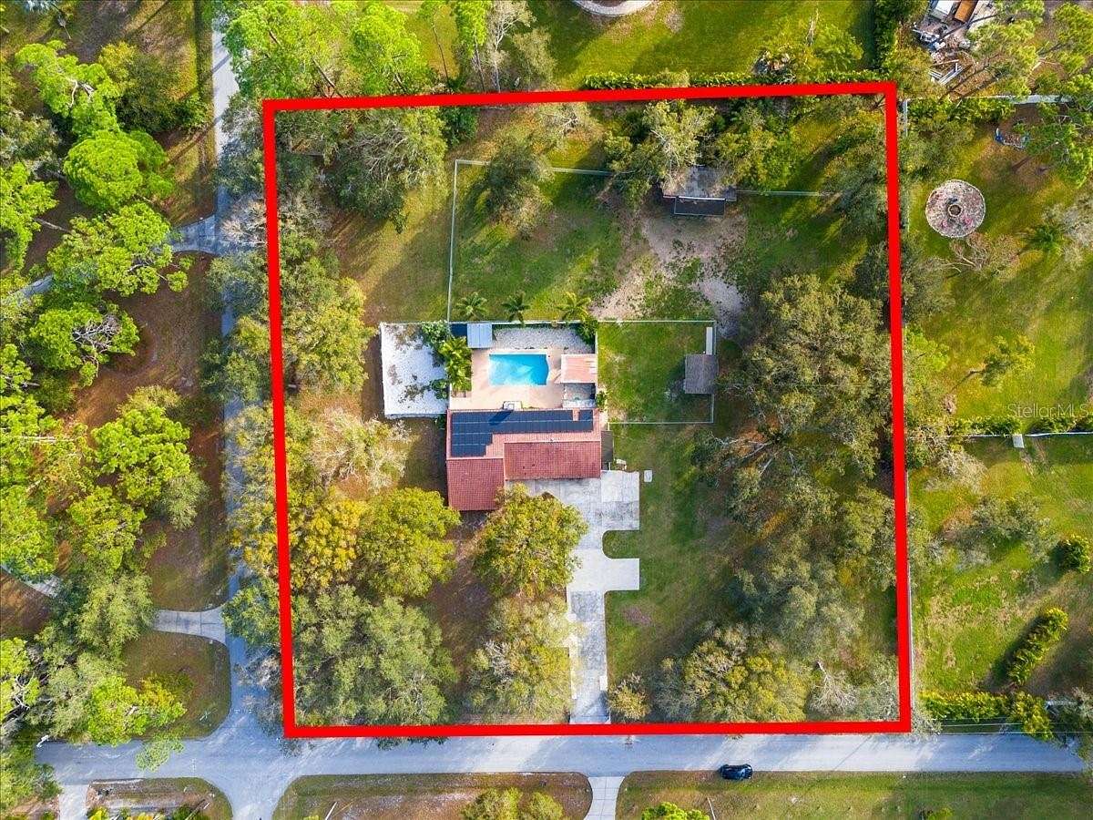 2 Acres of Residential Land with Home for Sale in Sarasota, Florida