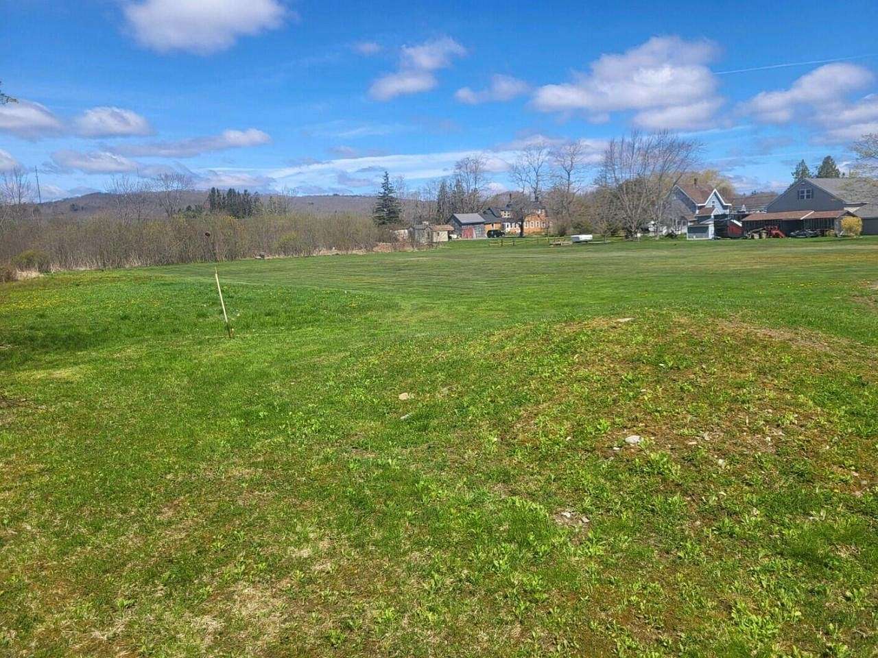 1.6 Acres of Residential Land for Sale in Rockland, Maine
