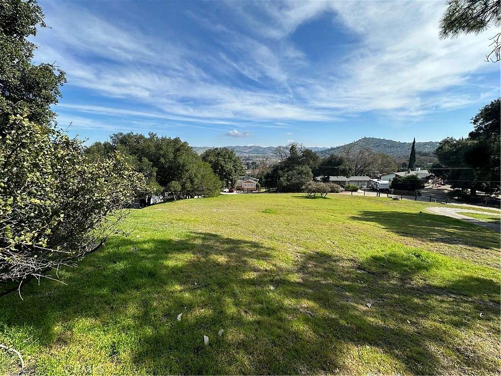 0.32 Acres of Residential Land for Sale in Atascadero, California
