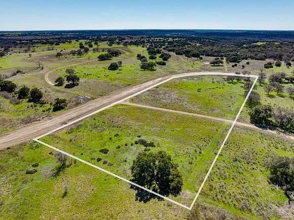 5.7 Acres of Residential Land for Sale in Oglesby, Texas