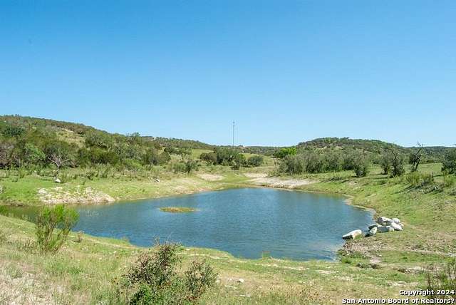 291 Acres of Improved Land for Sale in Kerrville, Texas