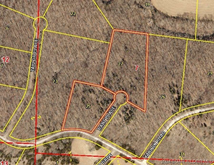 5.4 Acres of Residential Land for Sale in Edwards, Missouri