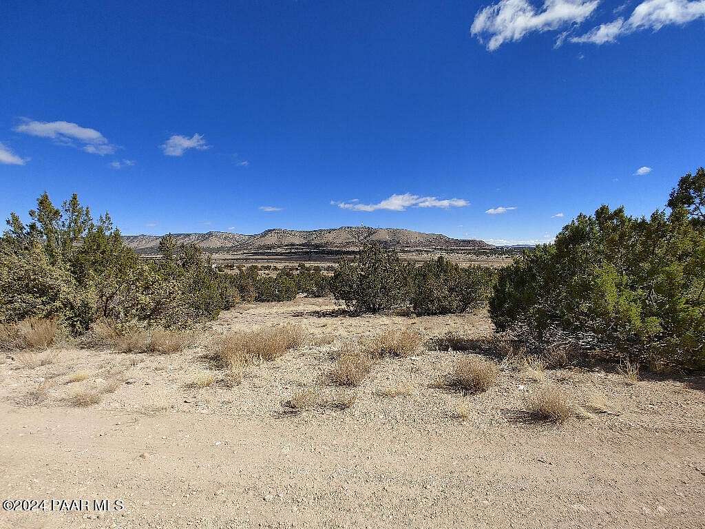 3.8 Acres of Residential Land for Sale in Seligman, Arizona