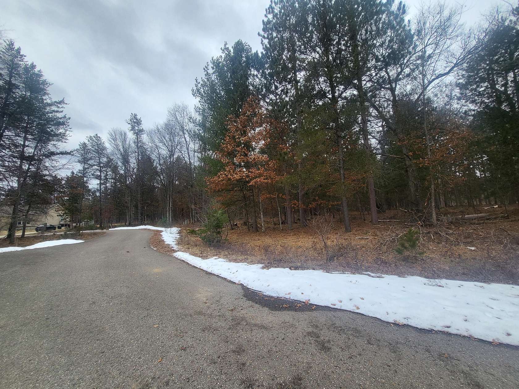 1.5 Acres of Land for Sale in Grayling, Michigan