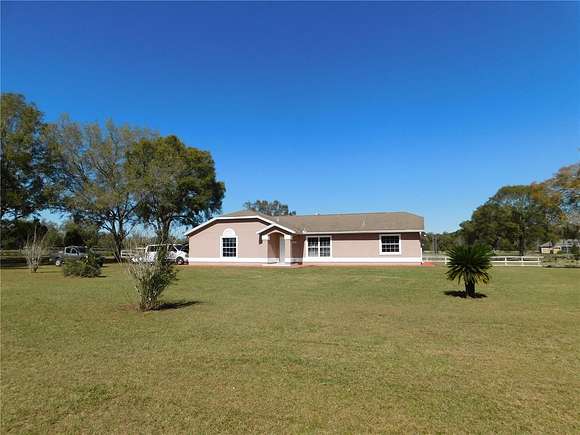 6 Acres of Land with Home for Sale in Ocala, Florida