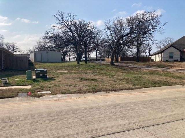0.467 Acres of Residential Land for Sale in Springtown, Texas