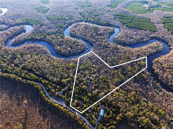 13 Acres of Recreational Land with Home for Sale in White Oak, Georgia