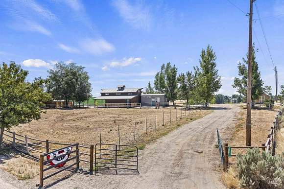 4.4 Acres of Residential Land with Home for Sale in Middleton, Idaho