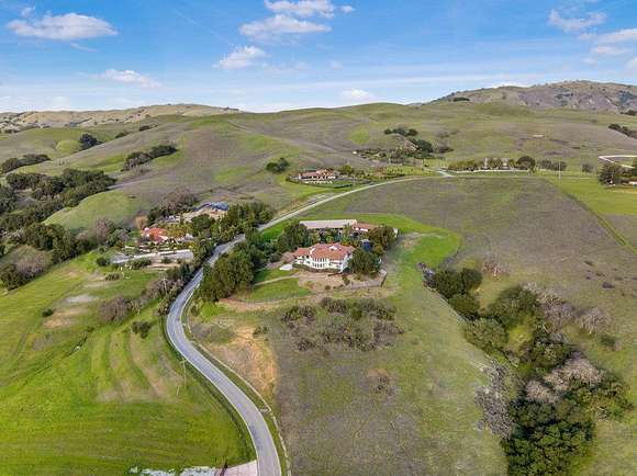10 Acres of Land with Home for Sale in San Martin, California