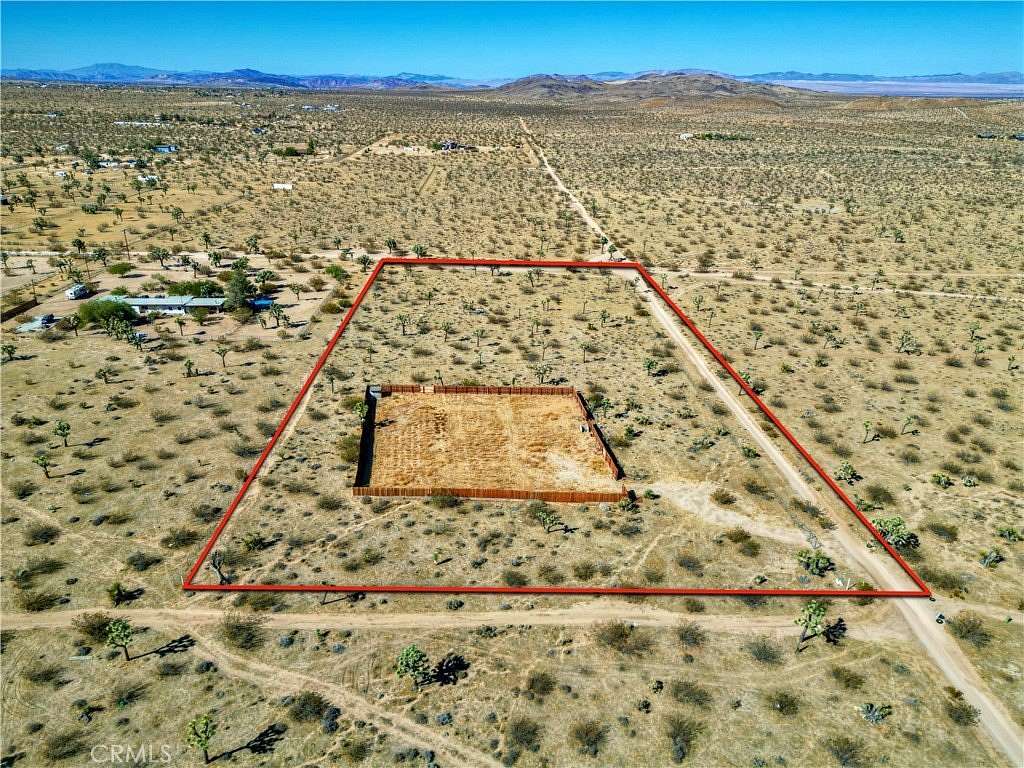 5 Acres of Residential Land for Sale in Yucca Valley, California