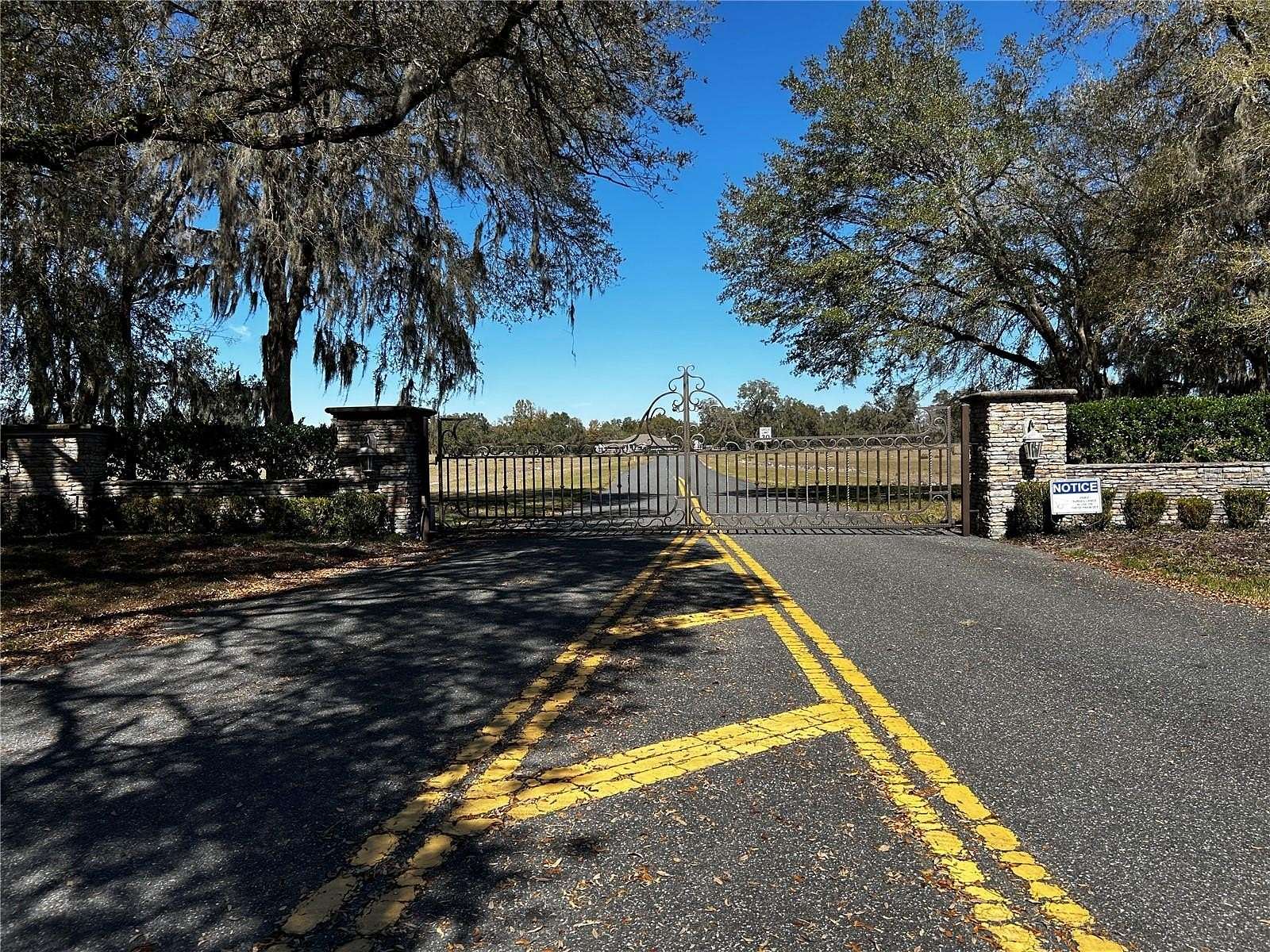 6 Acres of Land for Sale in Morriston, Florida