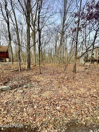 1.2 Acres of Residential Land for Sale in Hawley, Pennsylvania
