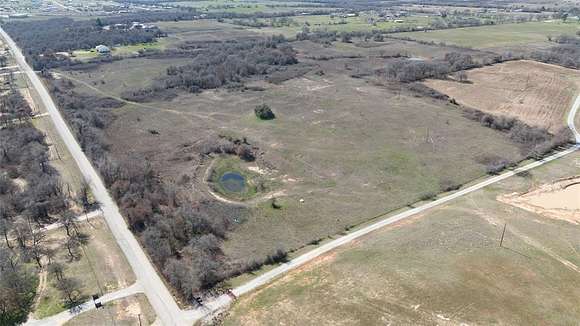 39.717 Acres of Mixed-Use Land for Sale in Springtown, Texas