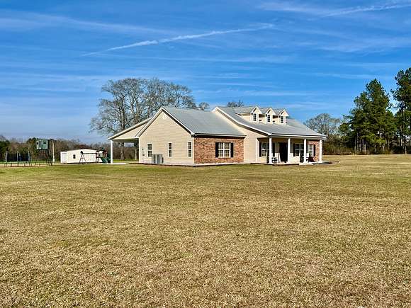 7 Acres of Land with Home for Sale in Kinston, Alabama
