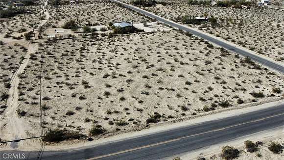 0.91 Acres of Mixed-Use Land for Sale in Borrego Springs, California