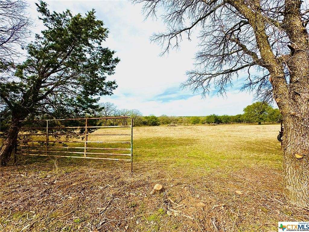 20 Acres of Land for Sale in Gatesville, Texas