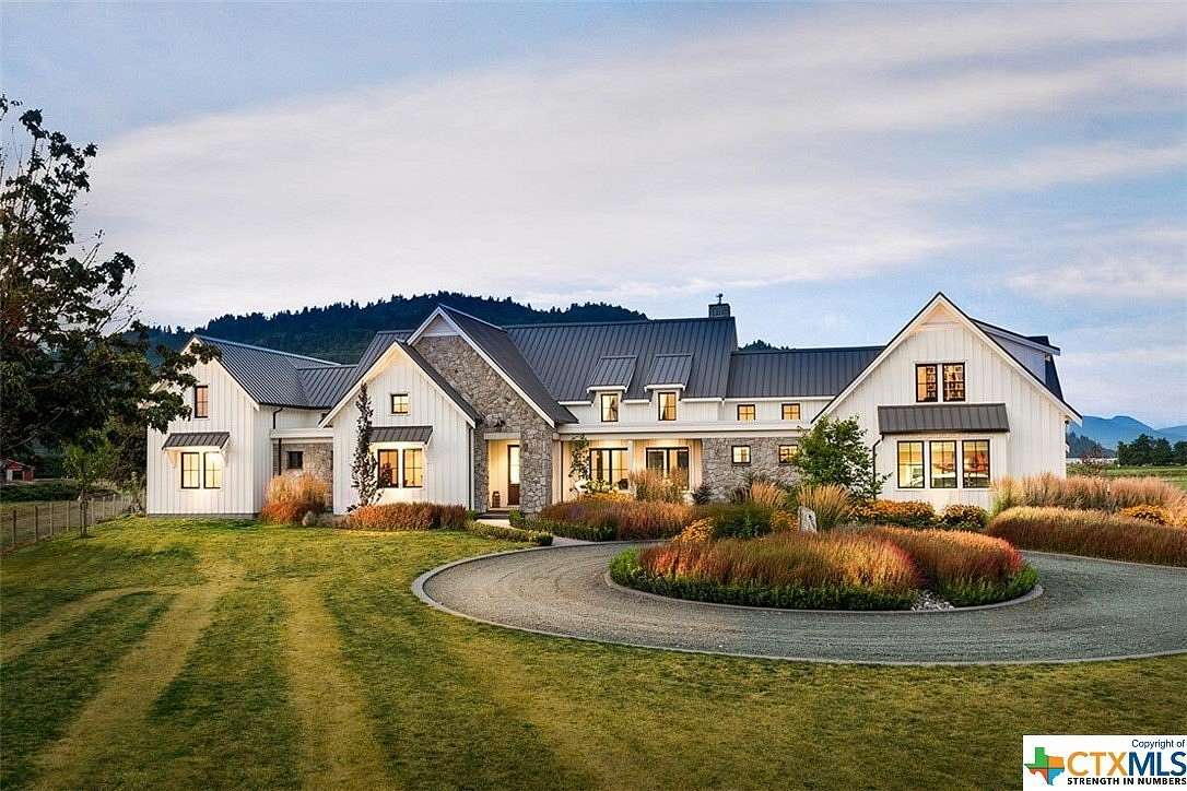 10 Acres of Residential Land with Home for Sale in Belton, Texas