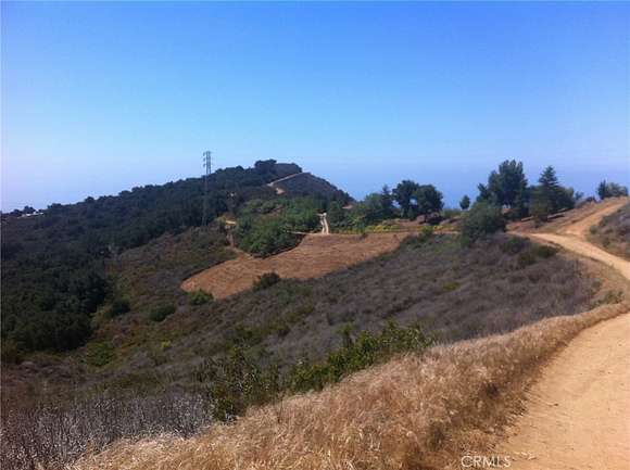 3.1 Acres of Land for Sale in Malibu, California