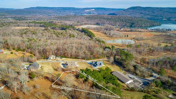 1.1 Acres of Residential Land for Sale in Jasper, Tennessee