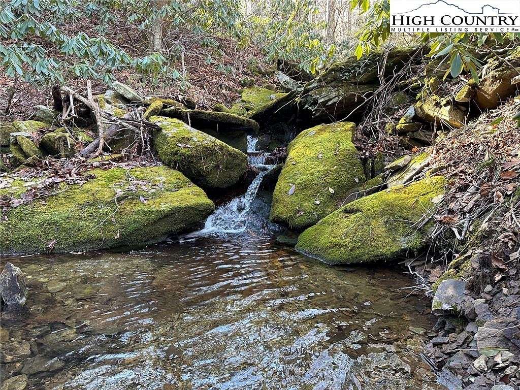 1 Acre of Land for Sale in Blowing Rock, North Carolina