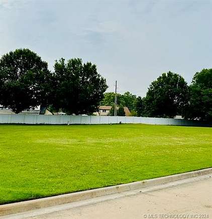 0.36 Acres of Residential Land for Sale in Broken Arrow, Oklahoma